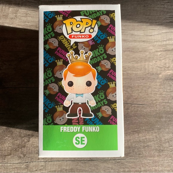 Freddy Funko silver chrome - Picture 4 of 8